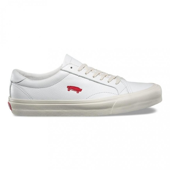 vans court leather white